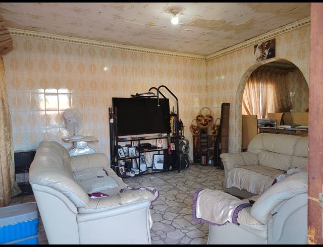 3 BEDROOM HOUSE FOR SALE IN GEELHOUTPARK